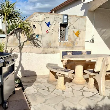 Maison 4 A 6 Pers Quartier Calme Confort Holiday home *